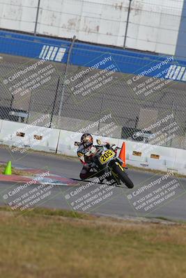 media/Nov-26-2022-Fastrack Riders (Sat) [[b001e85eef]]/Level 2/Session 3 Outside Turn 9/